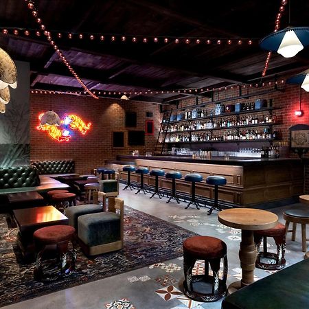 Conrad Las Vegas At Resorts World Eksteriør billede The interior of the nightclub
